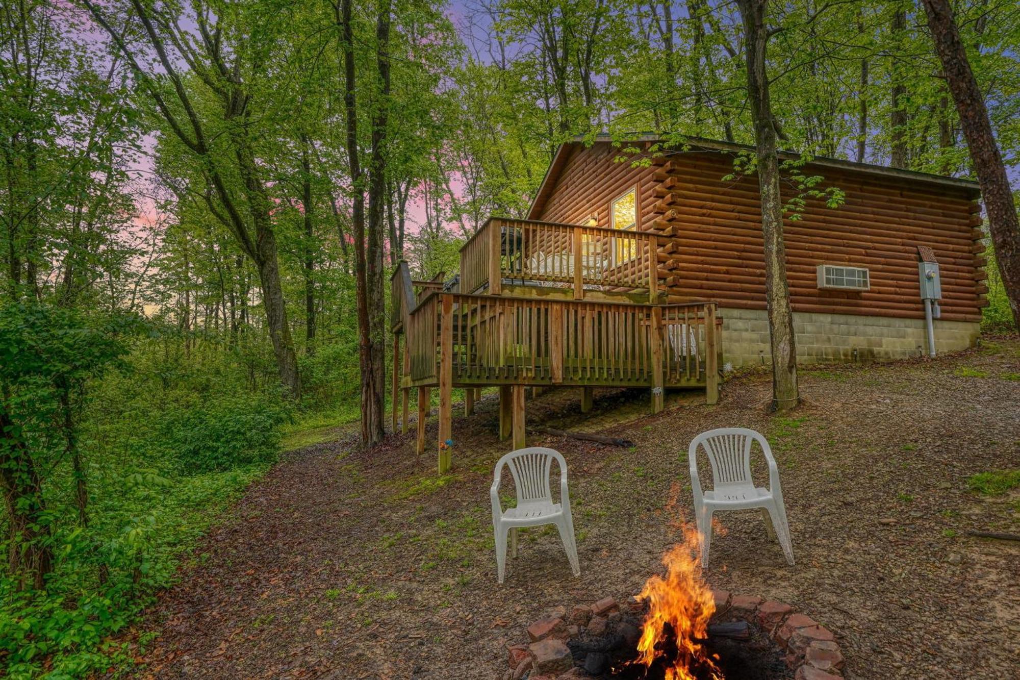 Blue Rose Cabins - Pine Ridge Cabin Logan Luaran gambar